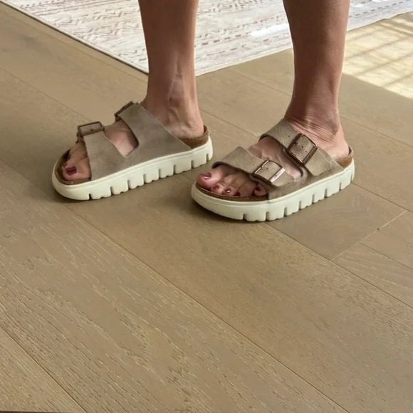 Papillio by Birkenstock Women's Double-Buckle Suede Platform Mules Tan/White - Picture 9 of 9